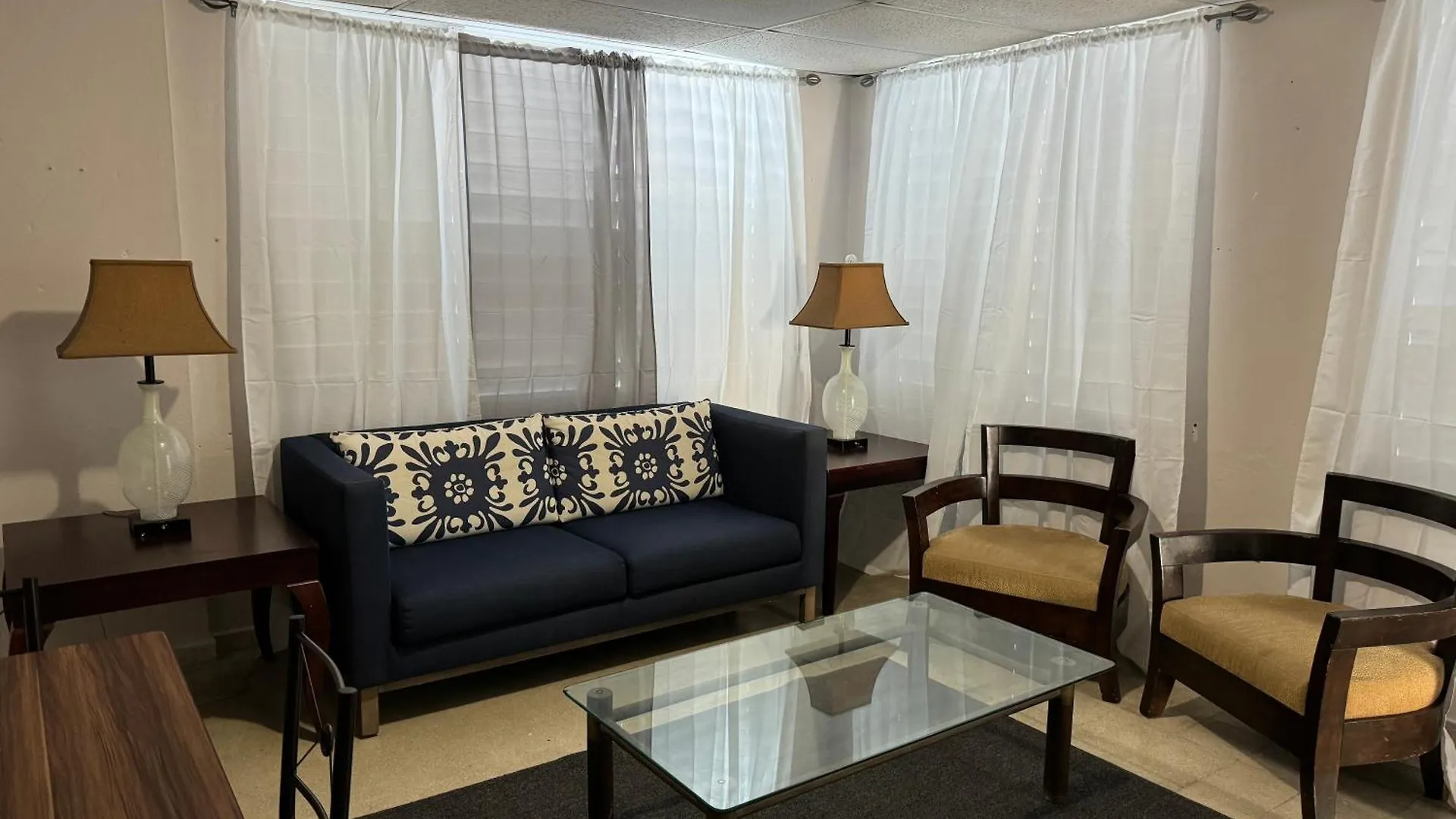 2Br Centric Apartment Near Condado & Calle Loiza 3B1 San Juan 0*,